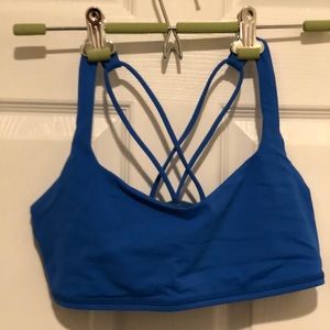 Lululemon Size 6 Sports Bra